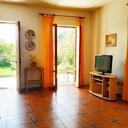 Nacy - A 150 Mt Dal Mare